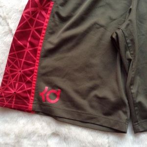 Nike Dry Fit Green Athletic Short - XL (Red+Pink)